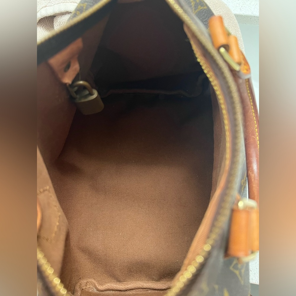 90s Speedy Louis Vuitton - Picture 15 of 15